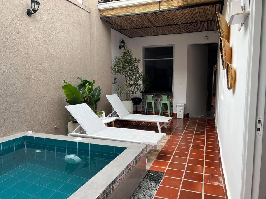 Nueva En San Antonio Cali, La Casa De Tona Villa Екстериор снимка