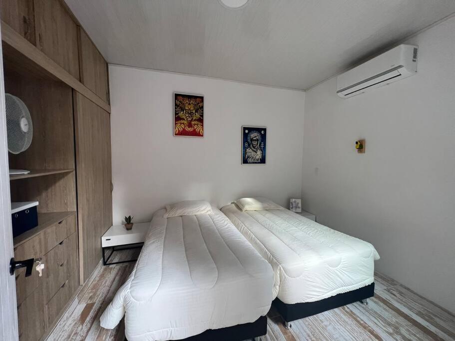 Nueva En San Antonio Cali, La Casa De Tona Villa Екстериор снимка